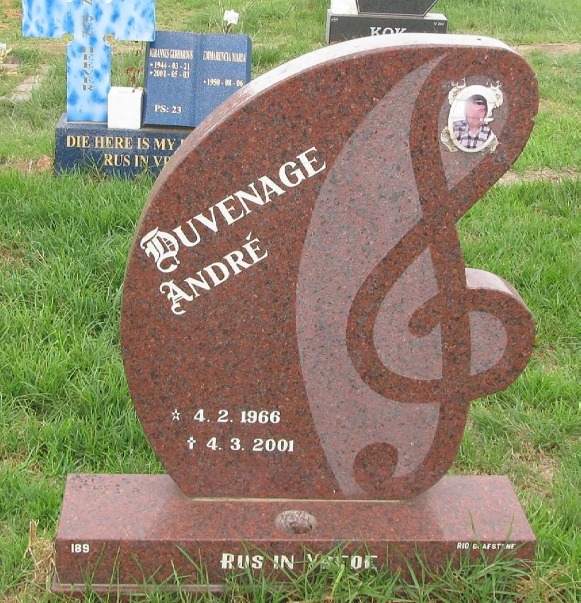 DUVENAGE André 1966-2001