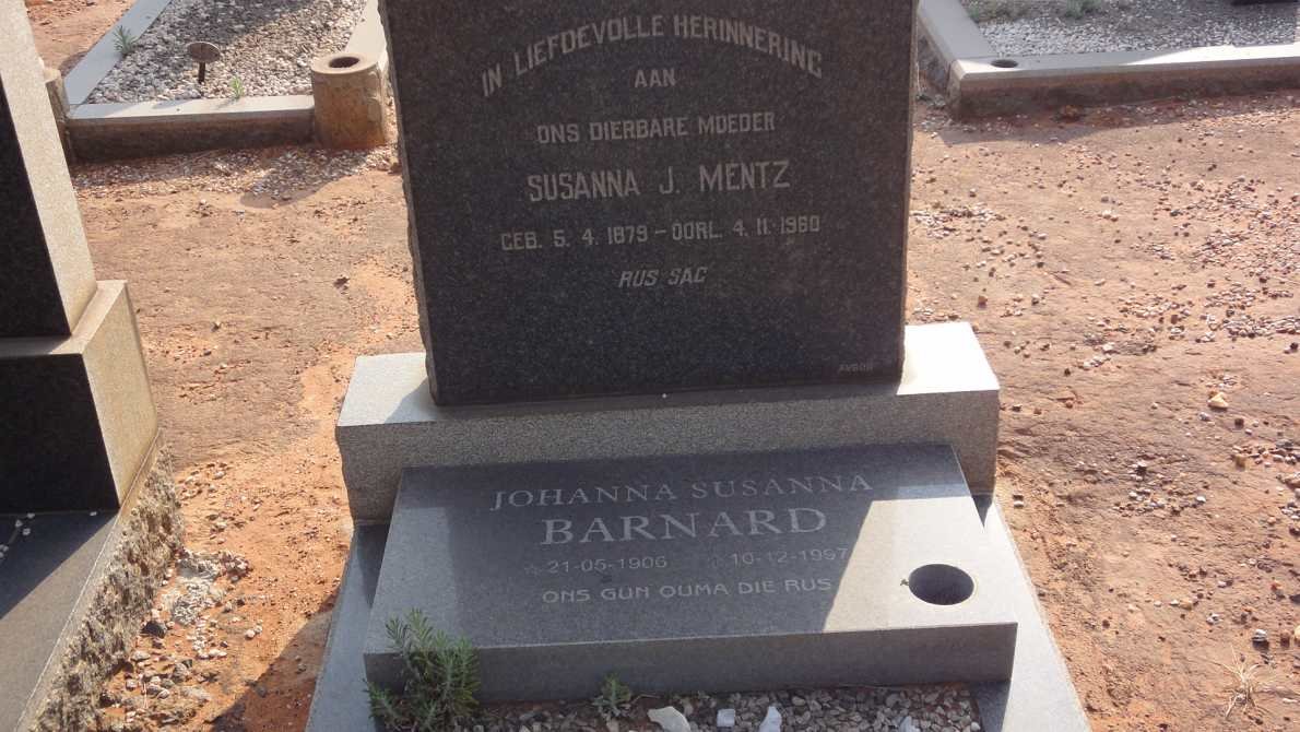 MENTZ Susanna J. 1879-1960 :: BARNARD Johanna Susanna 1906-1997