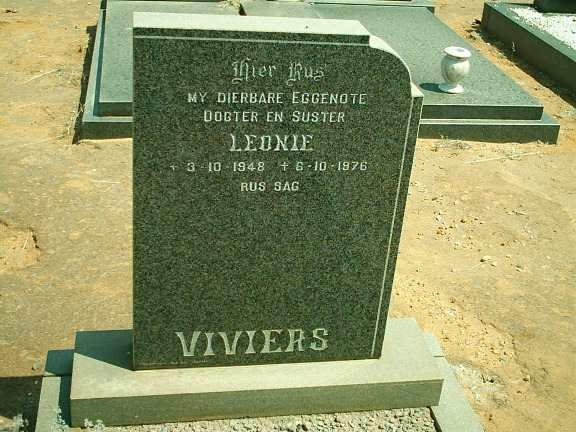 VIVIERS Leonie 1948-1976