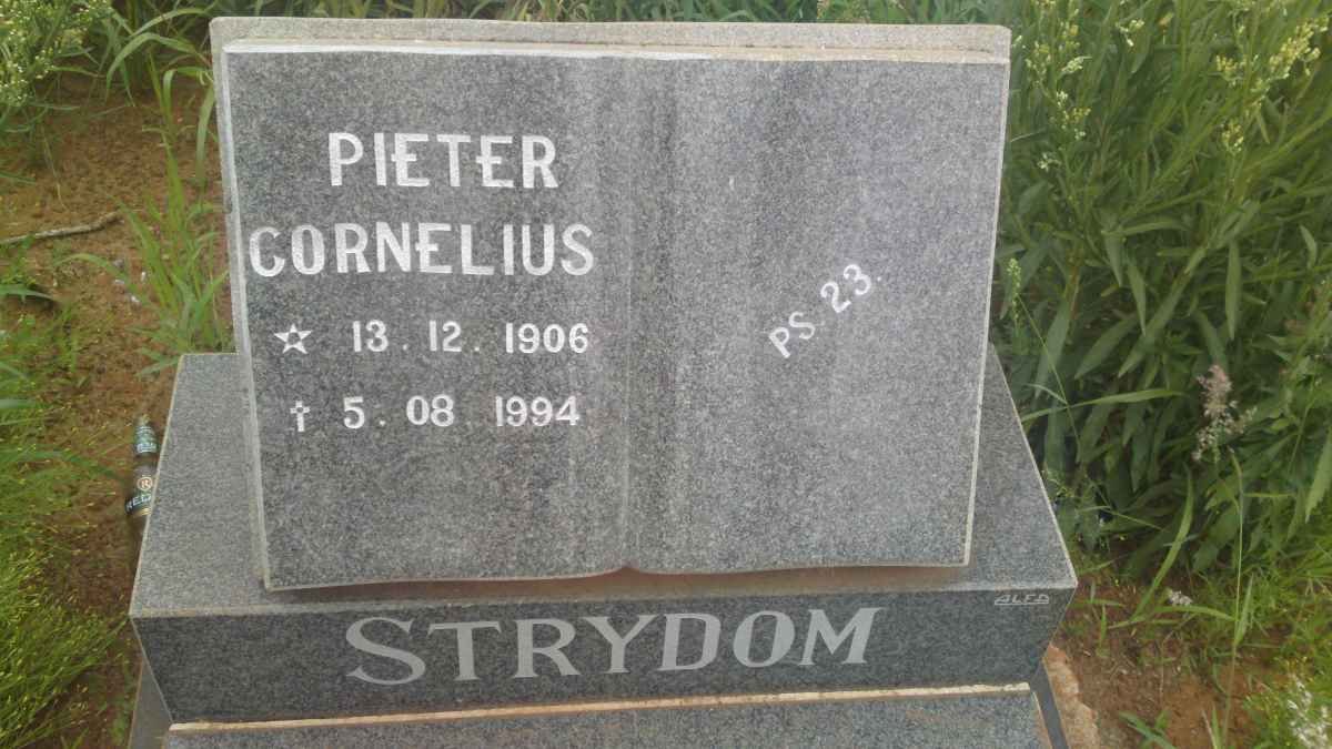 STRYDOM Pieter Cornelius 1906-1994