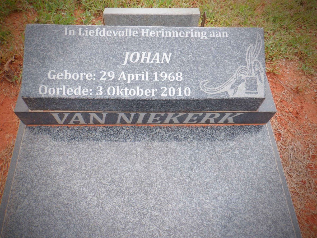 NIEKERK Johan, van 1968-2010