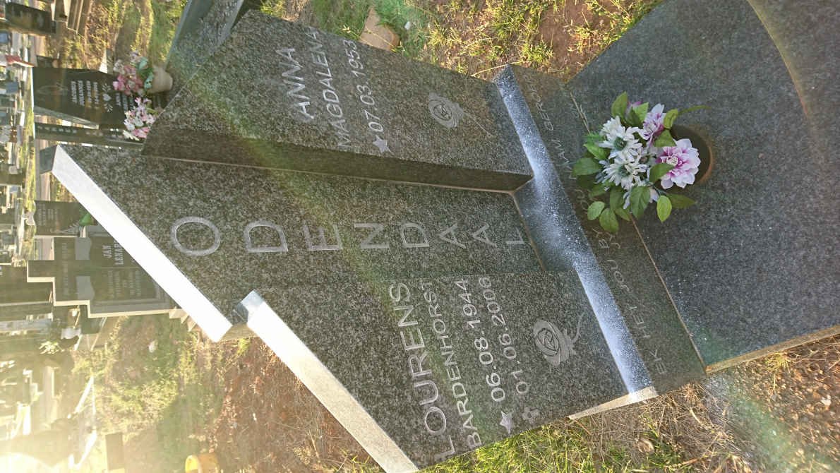 ODENDAAL Lourens Badenhorst 1944-2006 &amp; Anna Magdalena 1953-