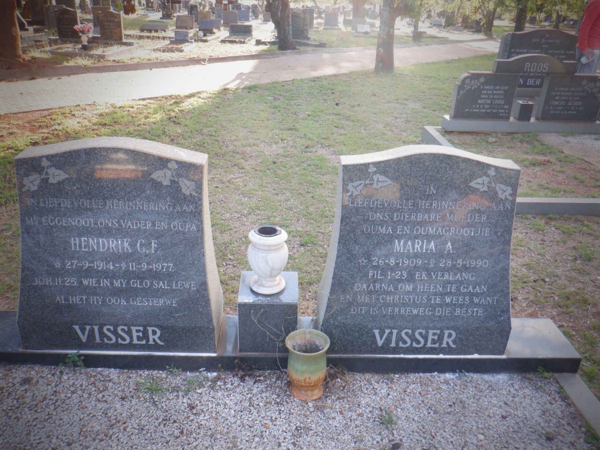 VISSER Hendrik G.F. 1914-1977 &amp; Maria A. 1909-1990
