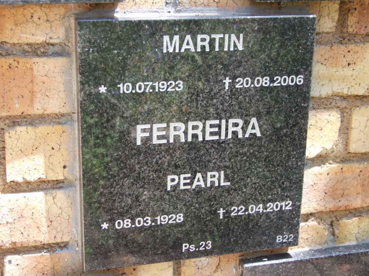 FERREIRA Martin 1923-2006 &amp; Pearl 1928-2012