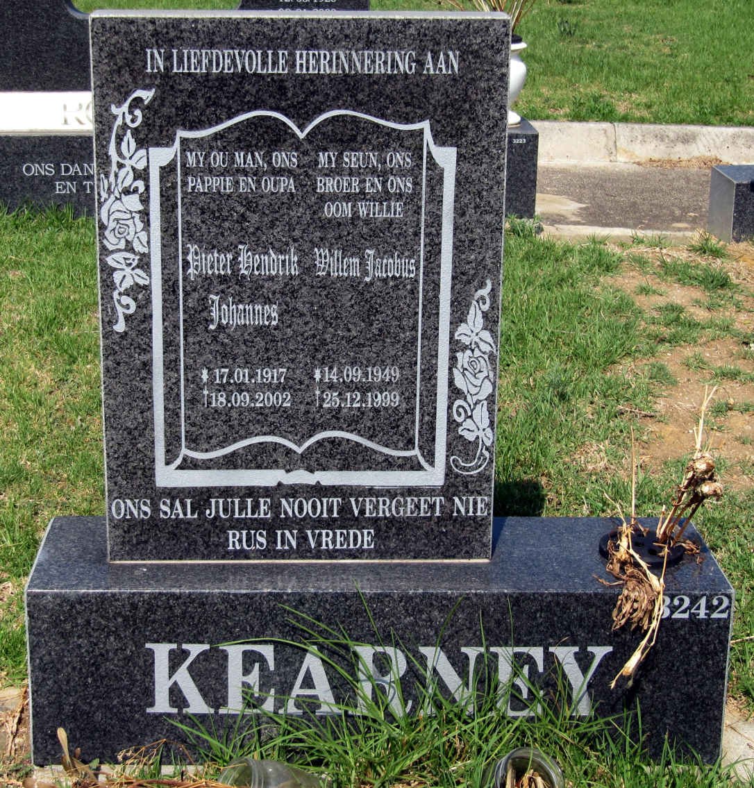 KEARNEY Pieter Hendrik Johannes 1917-2002 :: KEARNEY Willem Jacobus 1949-1999