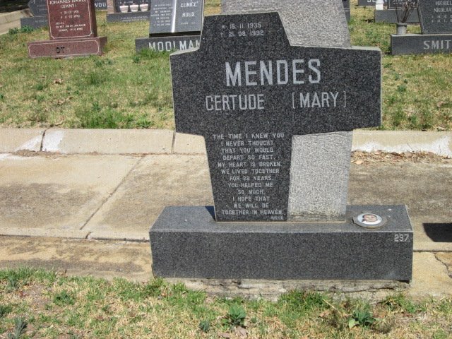 MENDES Gertude 1935-1992