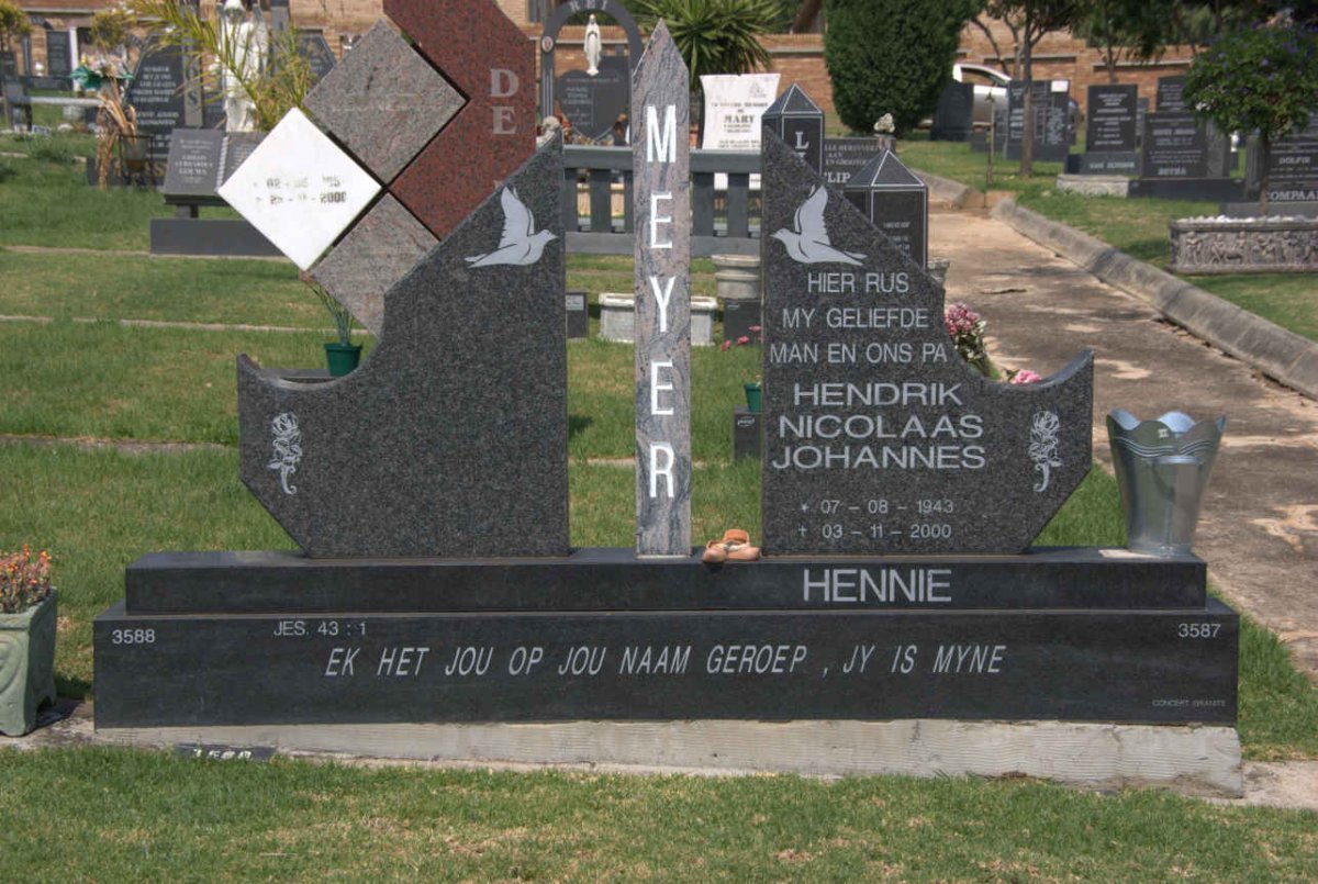 MEYER Hendrik Nicolaas Johannes 1943-2000