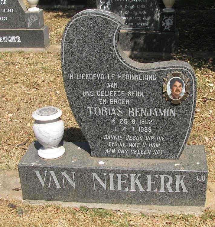 NIEKERK Tobias Benjamin, van 1952-1989