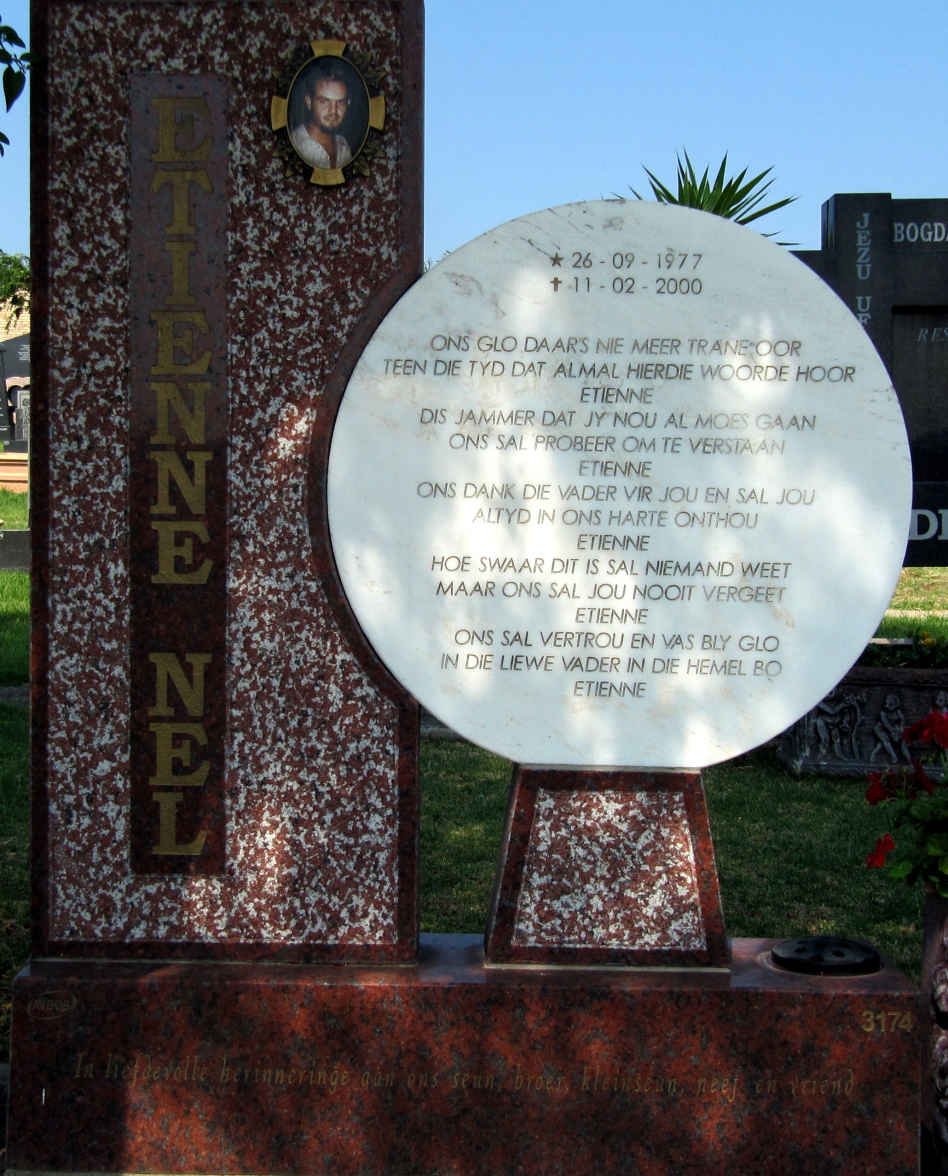 NEL Etienne 1977-2000