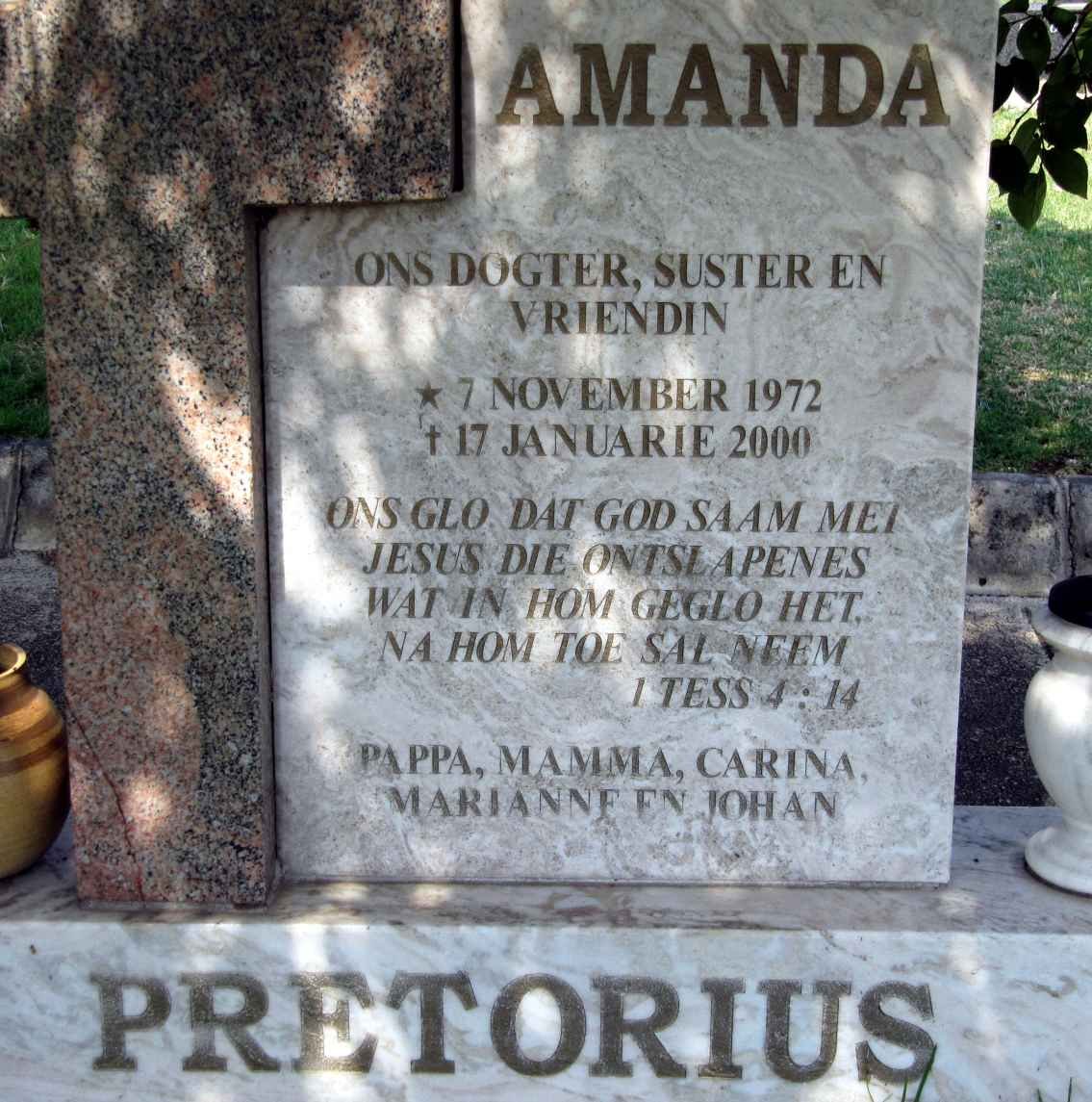 PRETORIUS Amanda 1972-2000