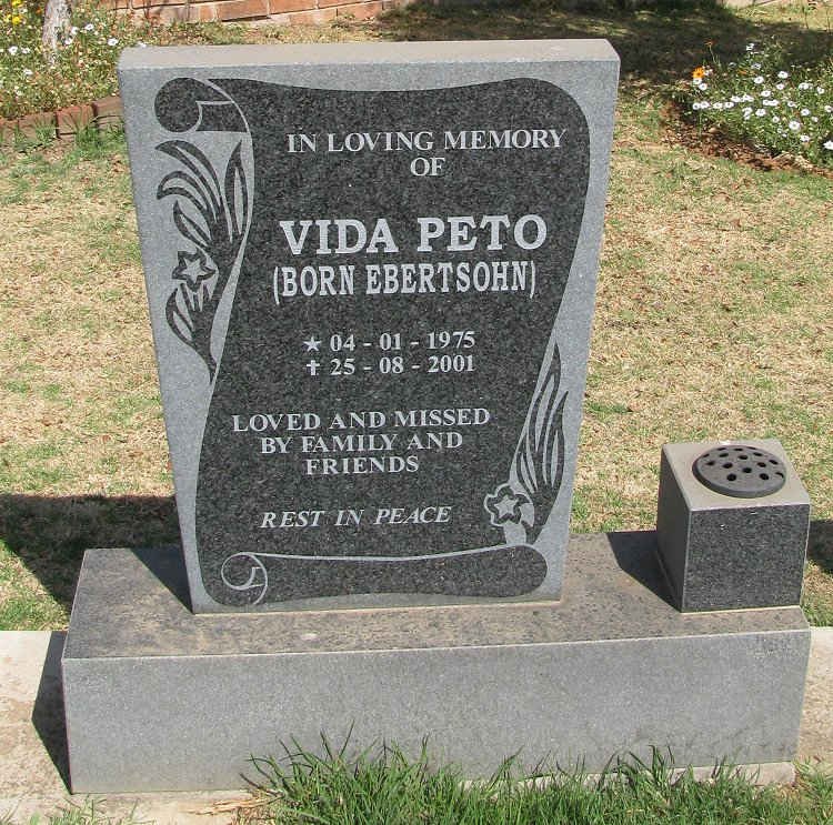 PETO Vida nee EBERTSOHN 1975-2001