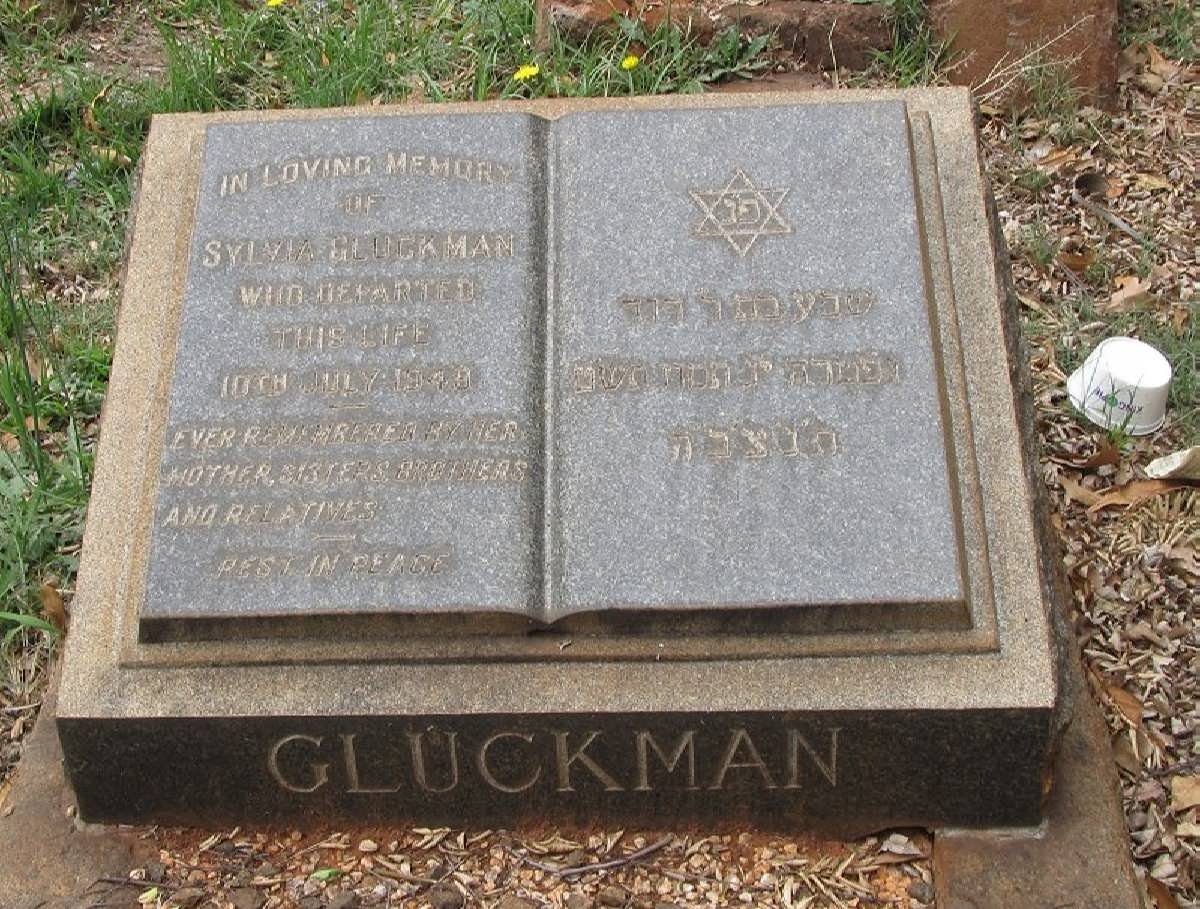 GLUCKMAN Sylvia -1945