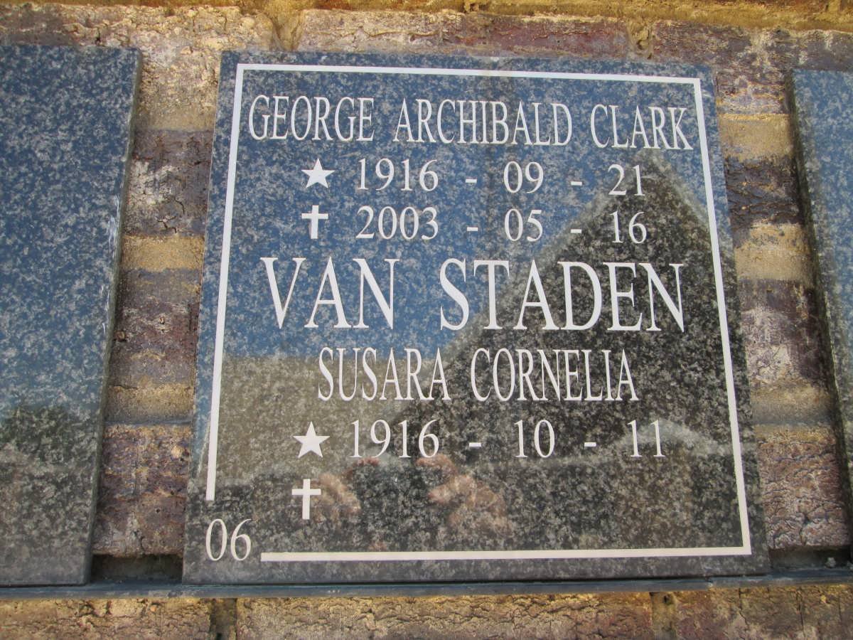 STADEN George Archibald Clark, van 1916-2003 &amp; Susara Cornelia 1916-