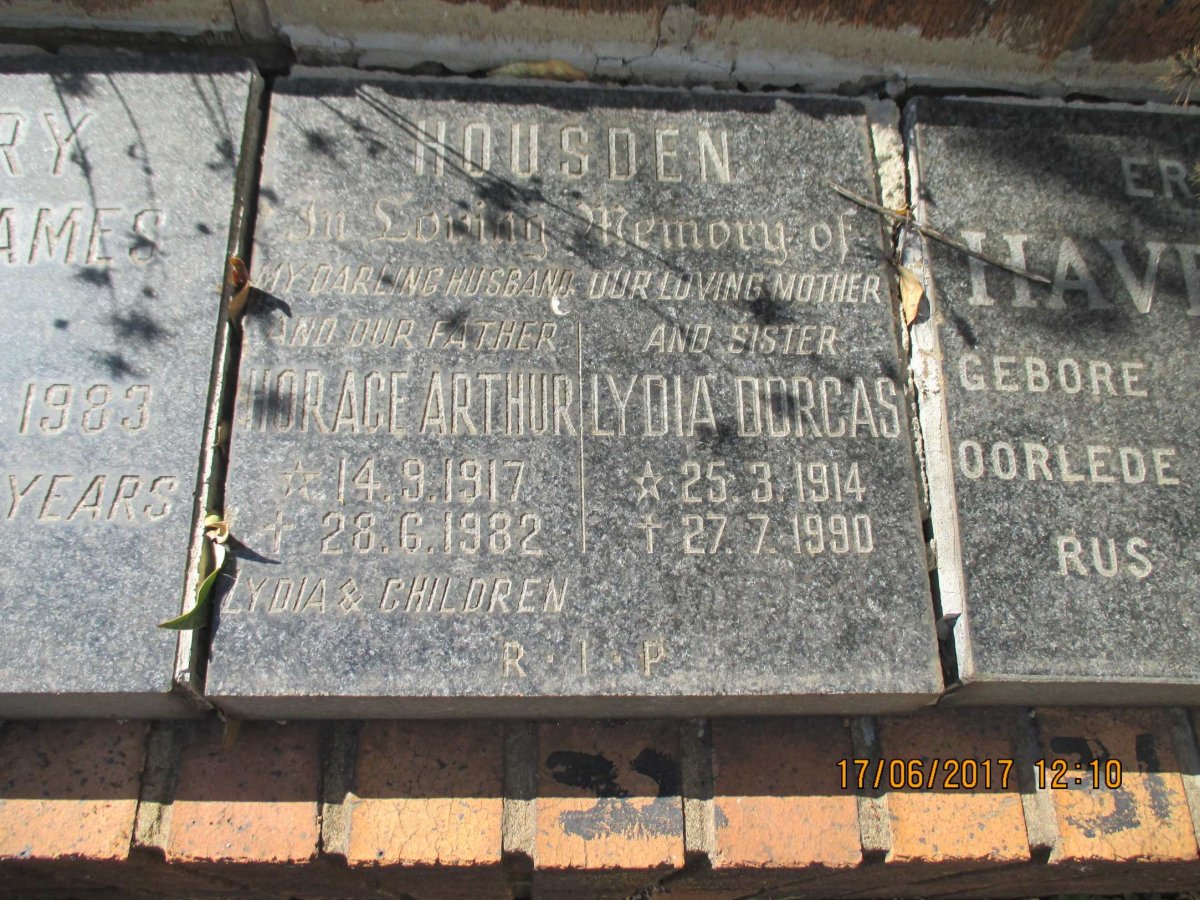 HOUSDEN Horace Arthur 1917-1982 &amp; Lydia Dorcas 1914-1990