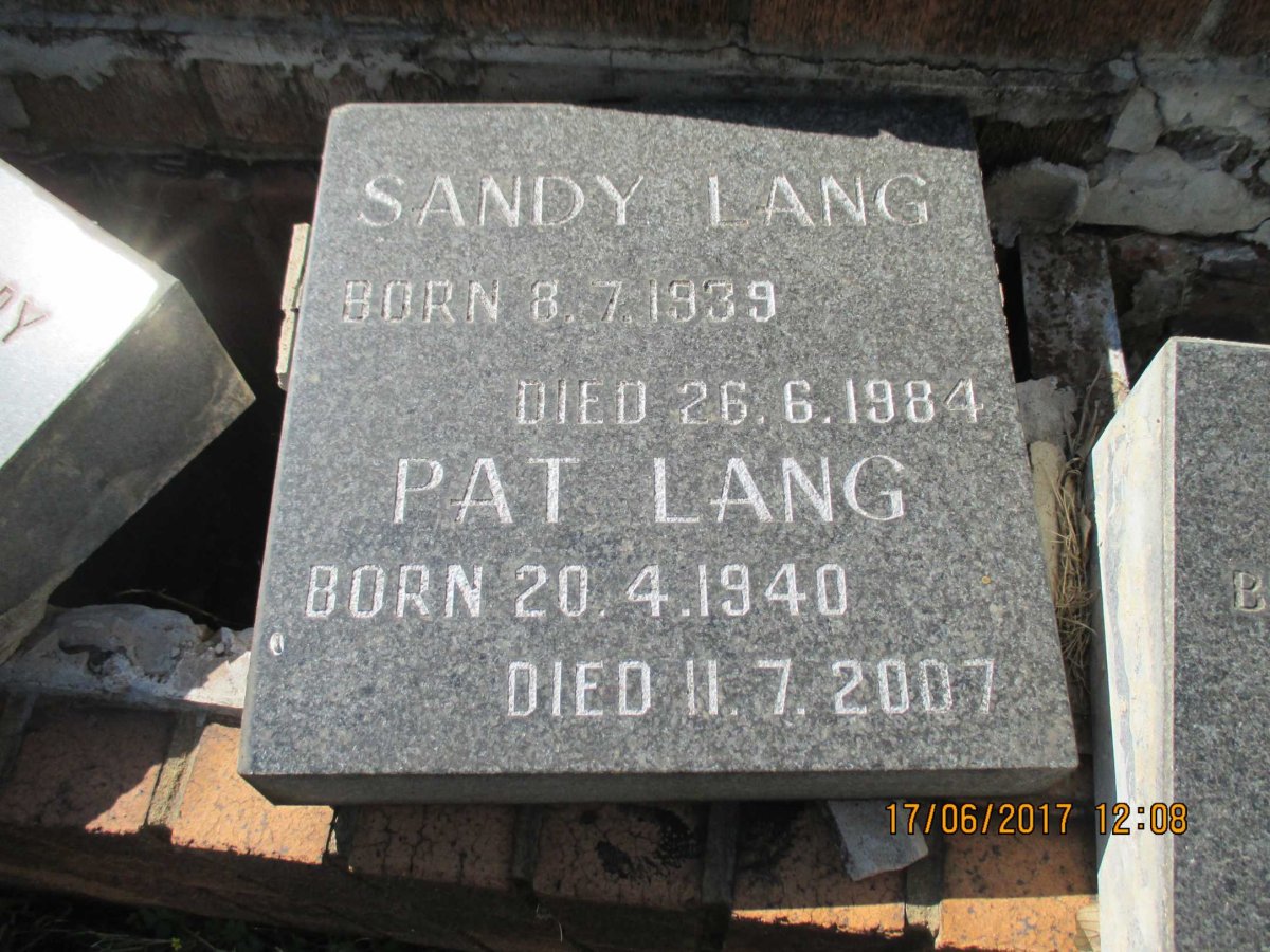 LANG Sandy 1939-1984 &amp; Pat 1940-2007