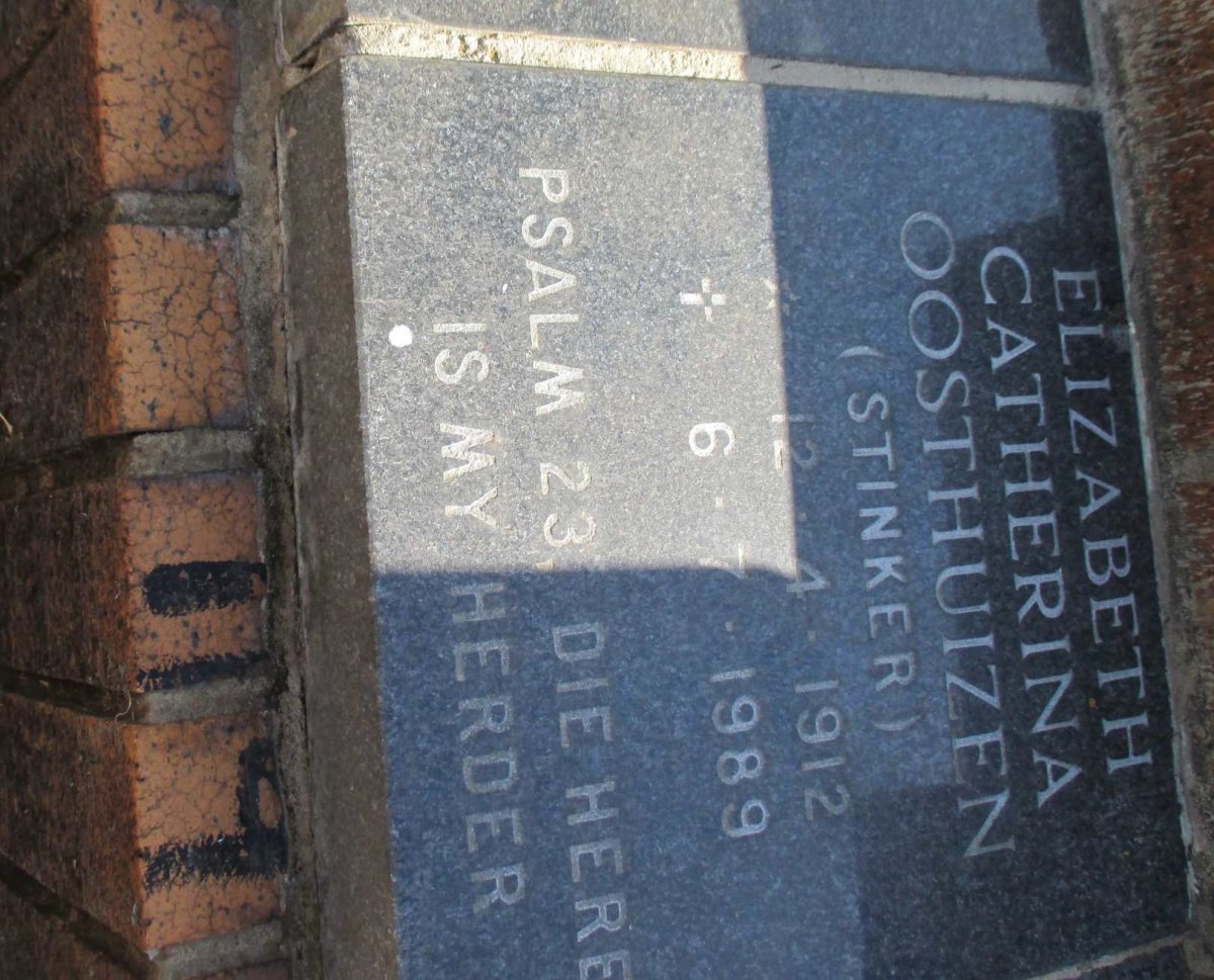 OOSTHUIZEN Elizabeth Catherina nee STINKER 1912-1989