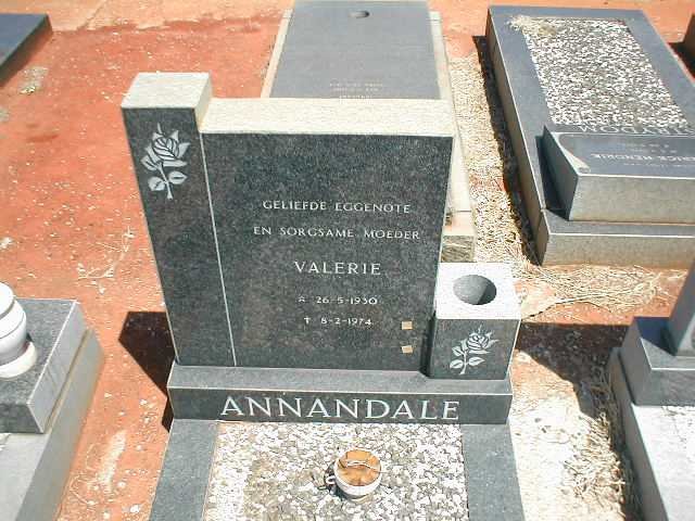 ANNANDALE Valerie 1930-1974