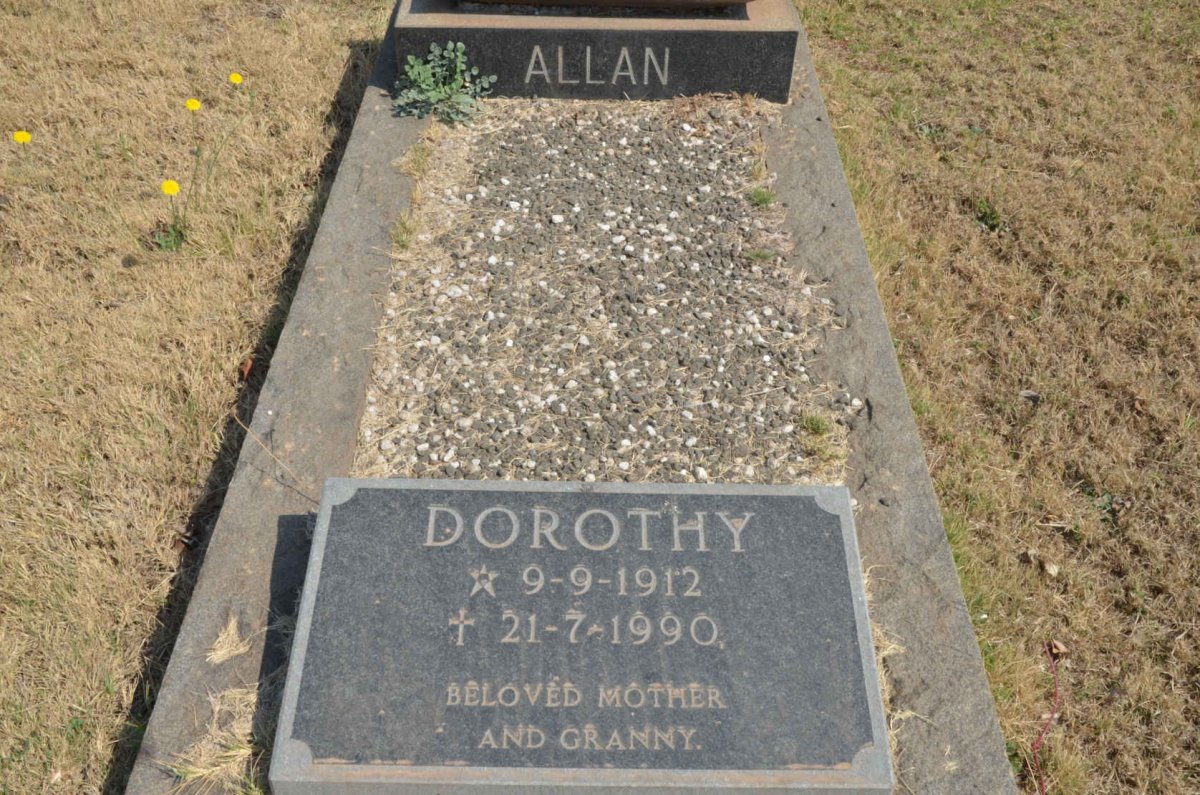 ALLAN Alexander -1962 &amp; Dorothy 1912-1990