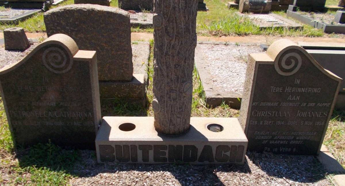 BUITENDACH Christiaan Johannes 1914-1958 &amp; Petronella Catharina 1916-1969