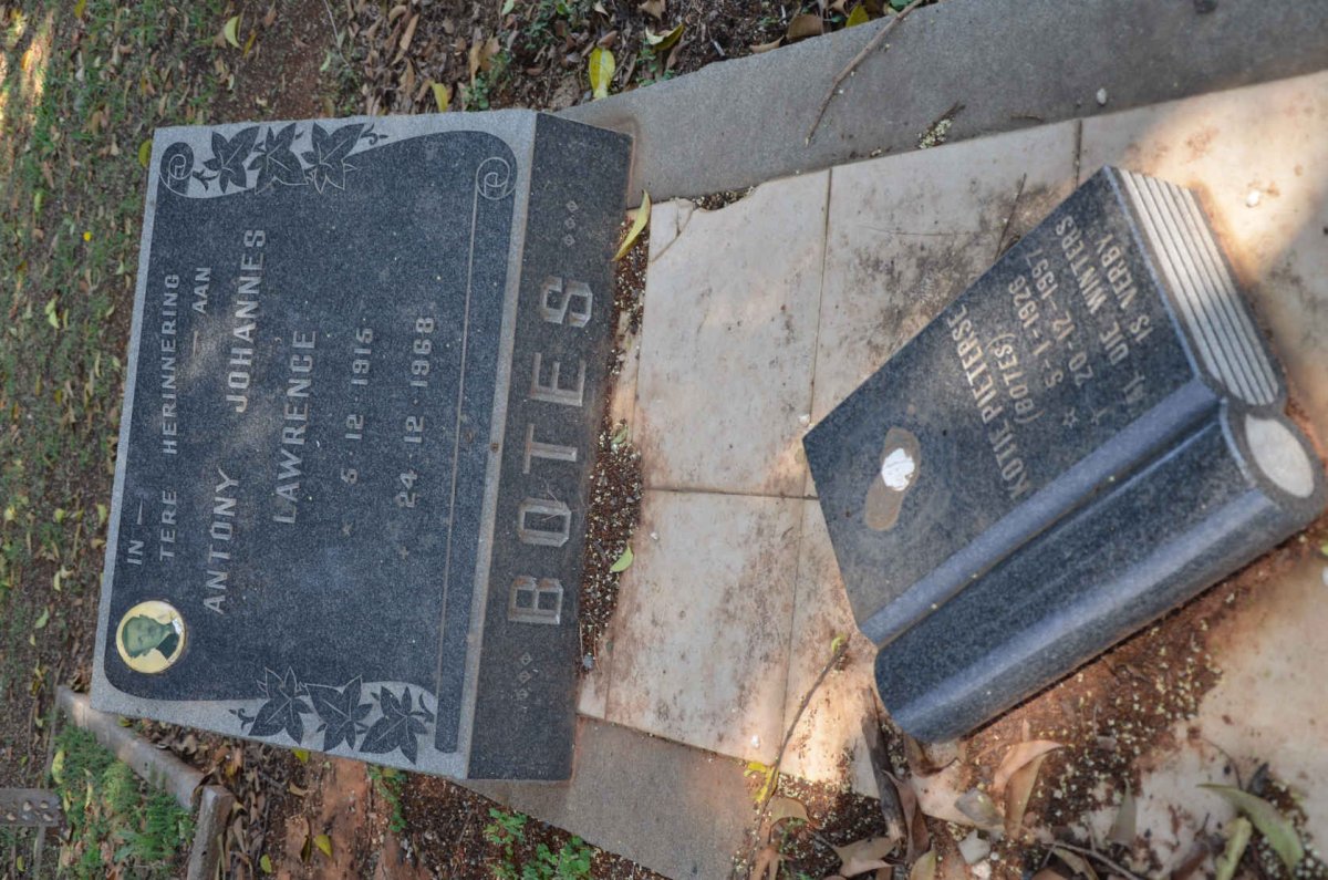 BOTES Antony Johannes Lawrence 1915-1968 &amp; Kotie PIETERSE 1926-1997