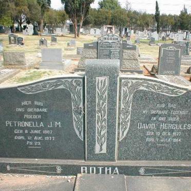 BOTHA David Hercules 1877-1954 &amp; Petronella J.M. 1887-1977