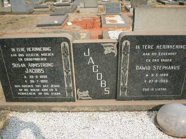 JACOBS Dawid Stephanus 1888-1965 &amp; Susan ARMSTRONG 1898-1992
