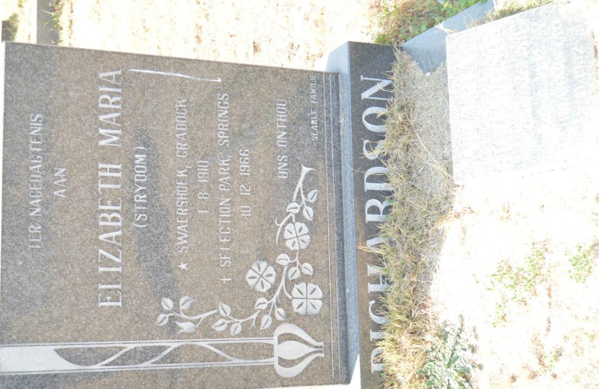 RICHARDSON Elizabeth Maria nee STRYDOM 1910-1966 :: RICHARDSON Alveria 1932-1932