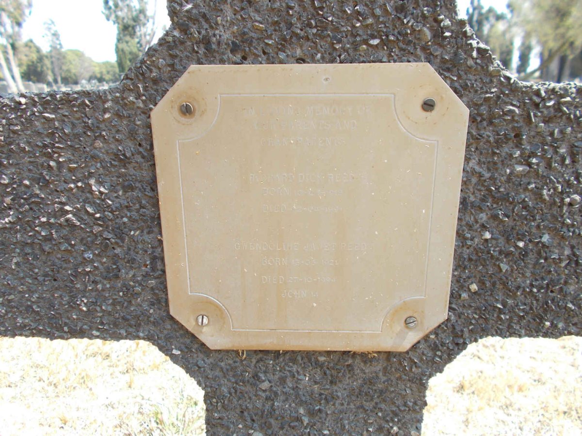 REED Richard Dick 1918-1991 &amp; Gwendoline Janet 1921-1994