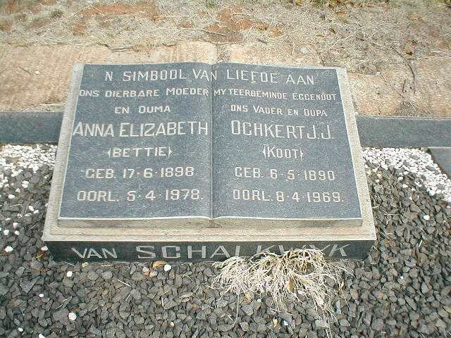 SCHALKWYK Ochkert J.L., van 1890-1969 &amp; Anna Elizabeth 1898-1978