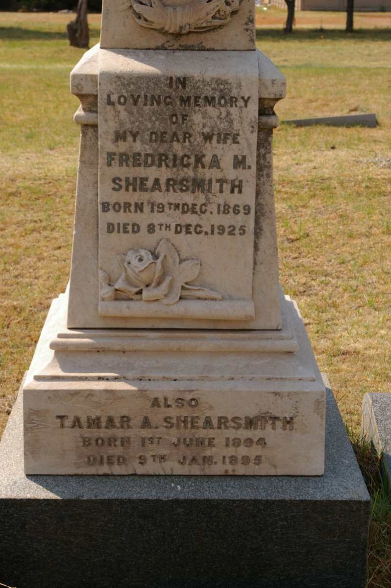 SHEARSMITH Fredricka M. 1869-1925 :: SHEARSMITH Tamar A. 1894-1895