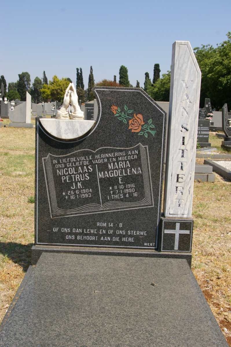 SITTERT Nicolaas Petrus J.K., van 1904-1993 &amp; Maria Magdelena E. 1916-1990