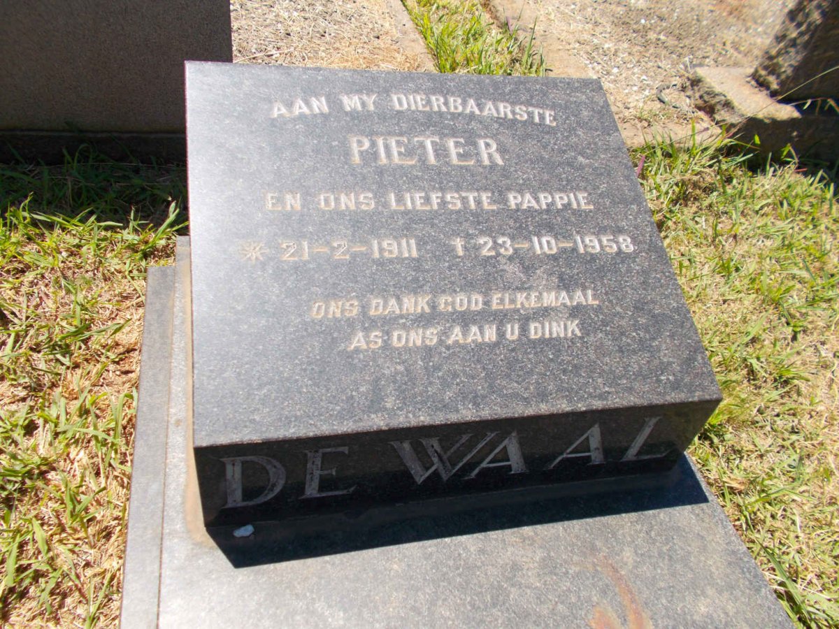 WAAL Pieter, de 1911-1958 &amp; Marie 1910-1982