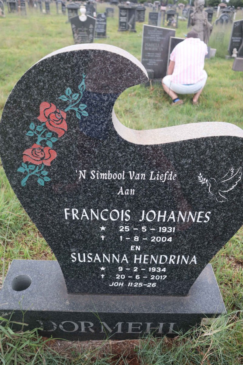 DORMEHL Francois Johannes 1931-2004 & Susanna Hendrina 1934-2017