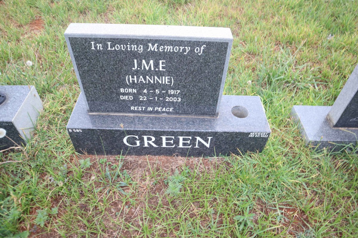 GREEN J.M.E. 1917-2003