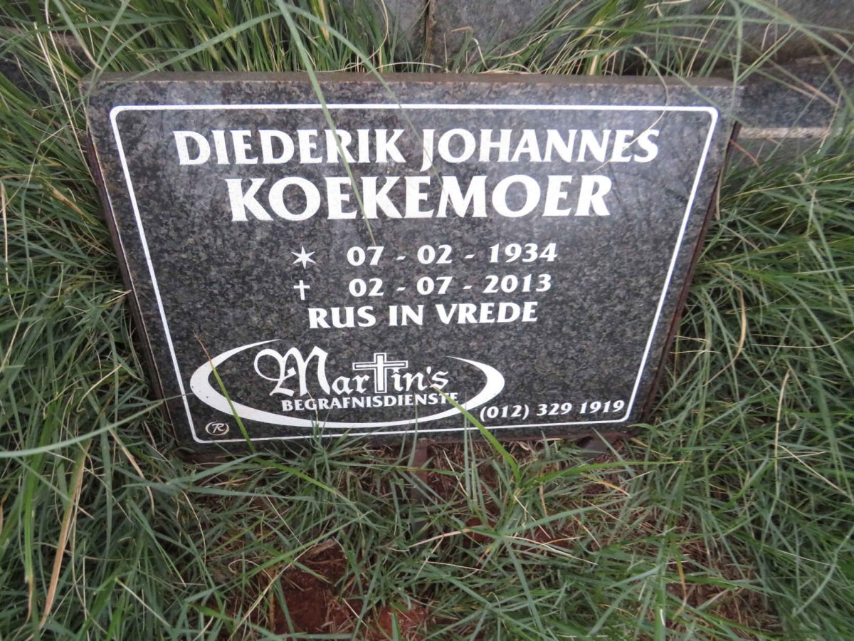 KOEKEMOER Diederik Johannes 1934-2013