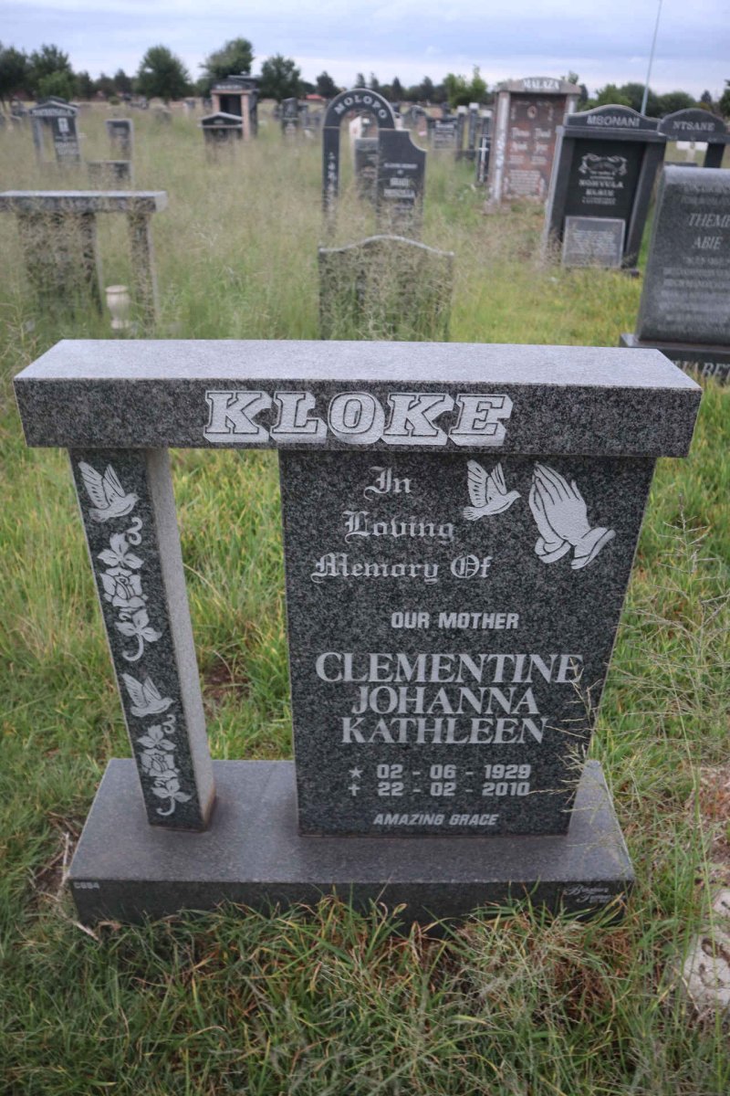 KLOKE Clementine Johanna Cathleen 1929-2010