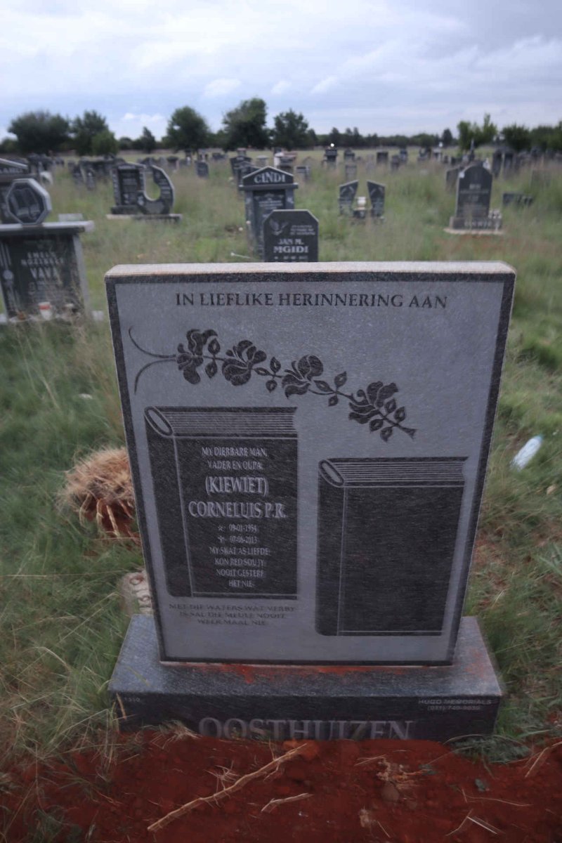 OOSTHUIZEN Corneluis P.R. 1954-2013