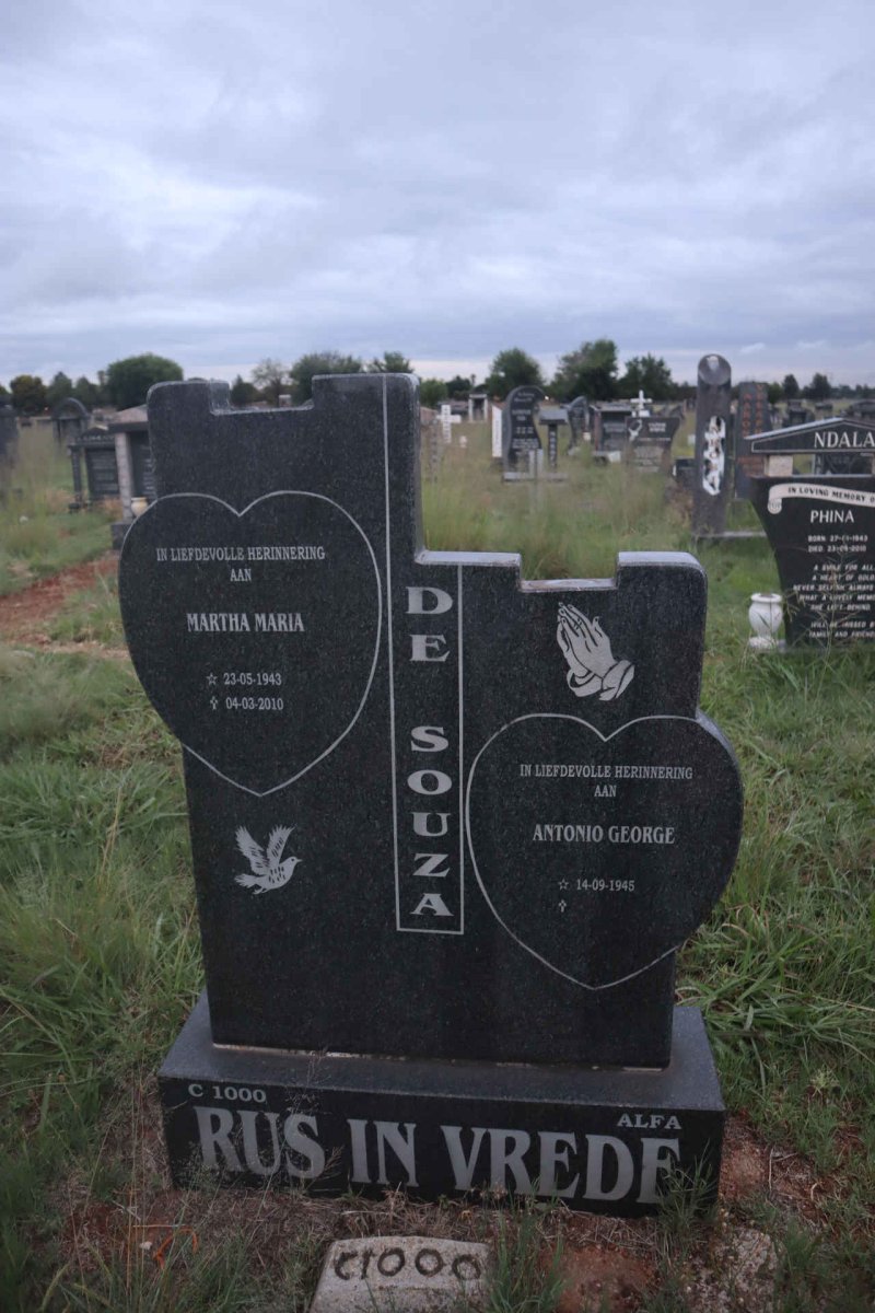 SOUZA Antonio George, de 1945- & Martha Maria 1943-2010