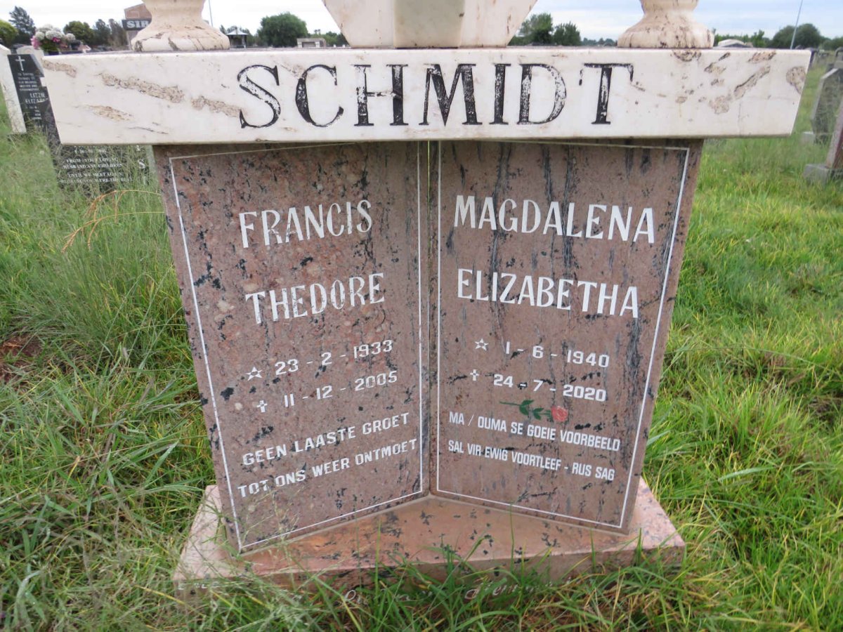 SCHMIDT Francis Thedore 1933-2005 & Magdalena Elizabetha 1940-2020