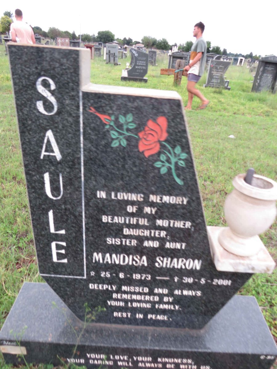 SAULE Mandisa Sharon 1973-2001