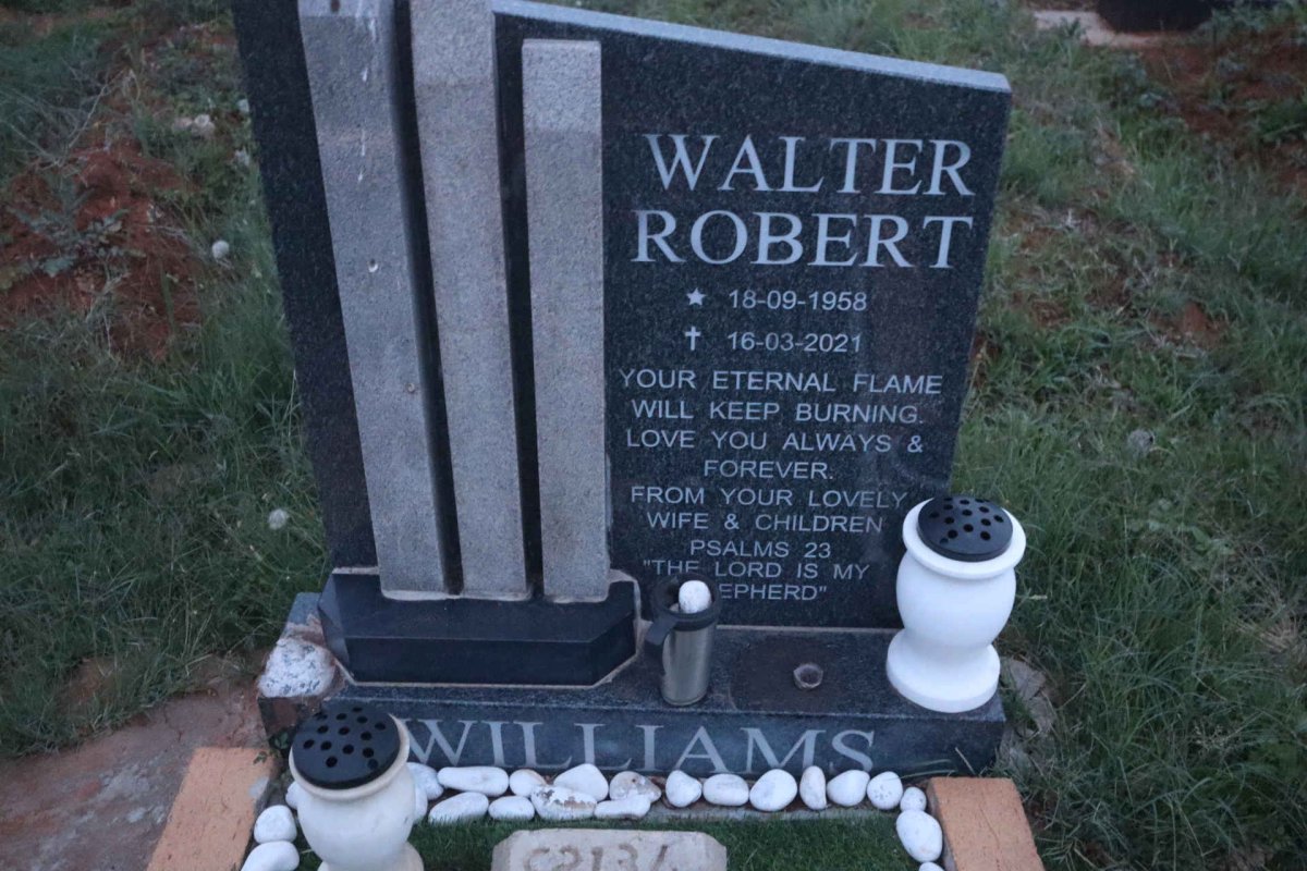 WILLIAMS Walter Robert 1958-2021