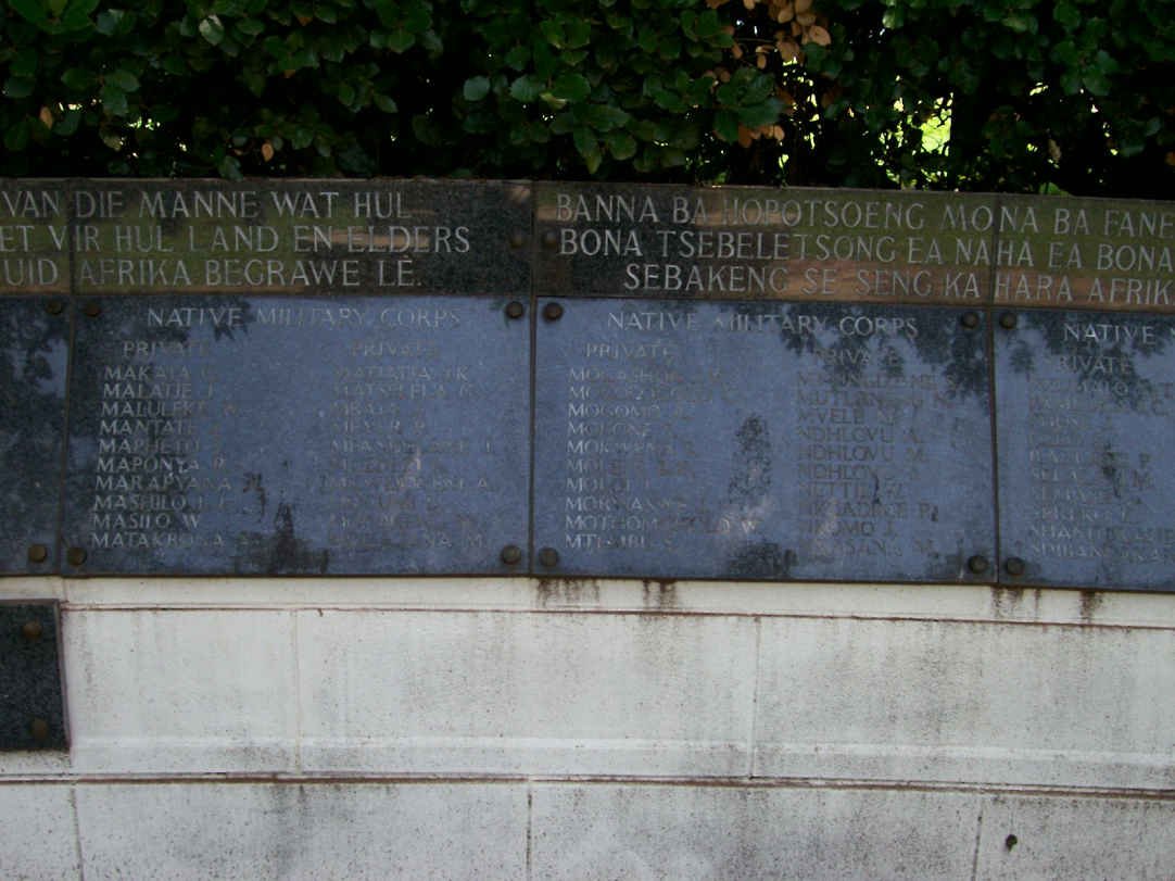 08. Memorial from left to right