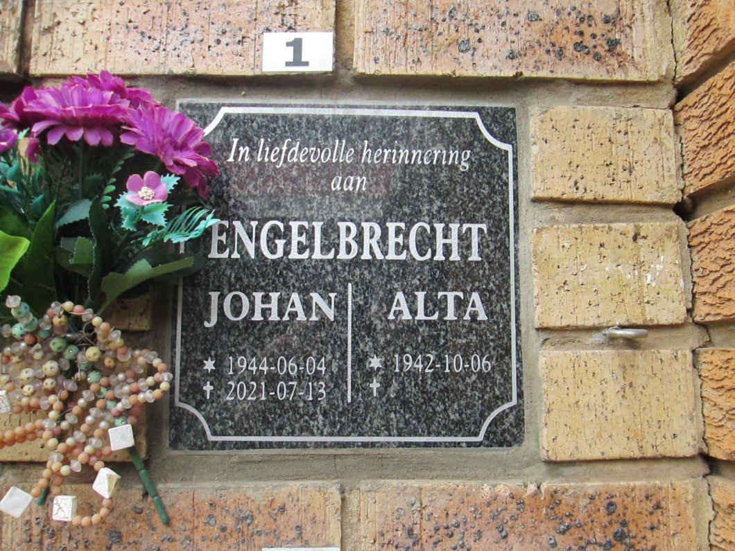 ENGELBRECHT Johan 1944-2021 &amp; Alta 1942-