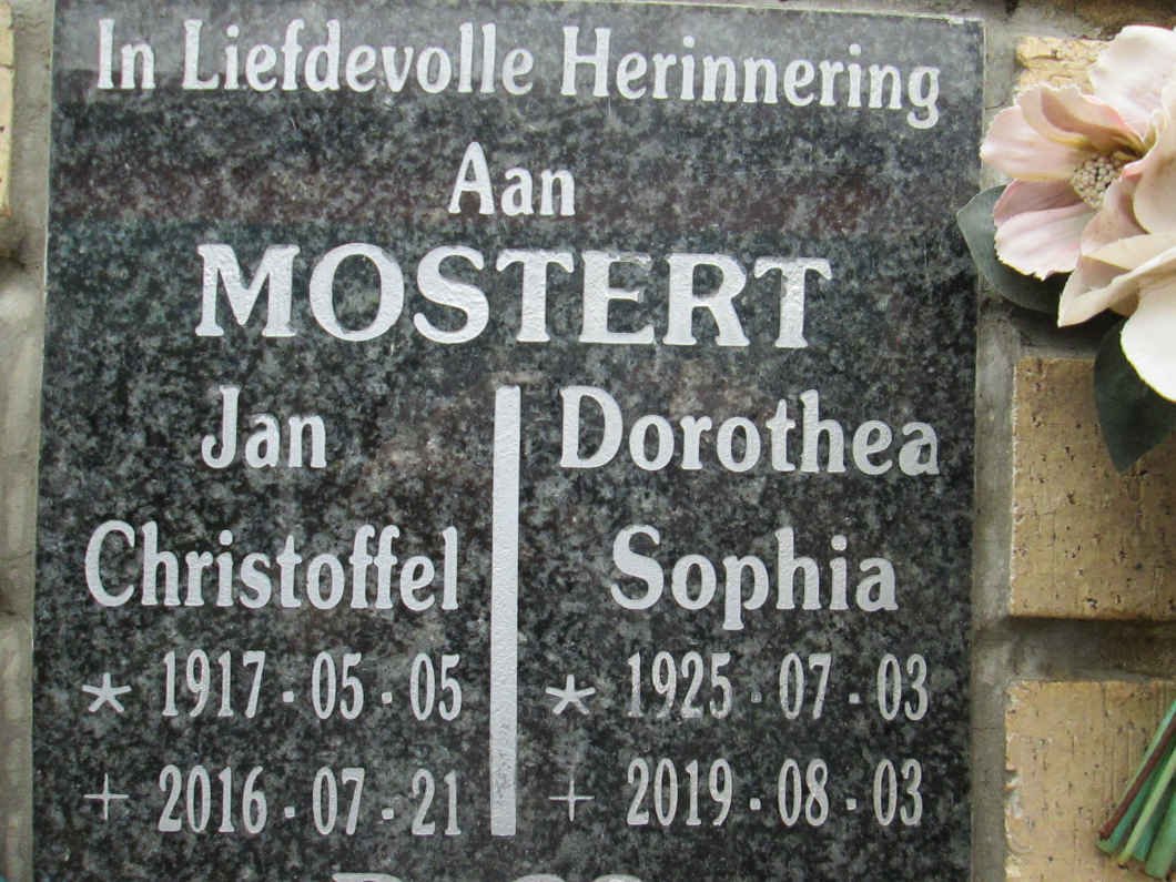 MOSTERT Jan Christoffel 1917-2016 &amp; Dorothea Sophia 1925-2019