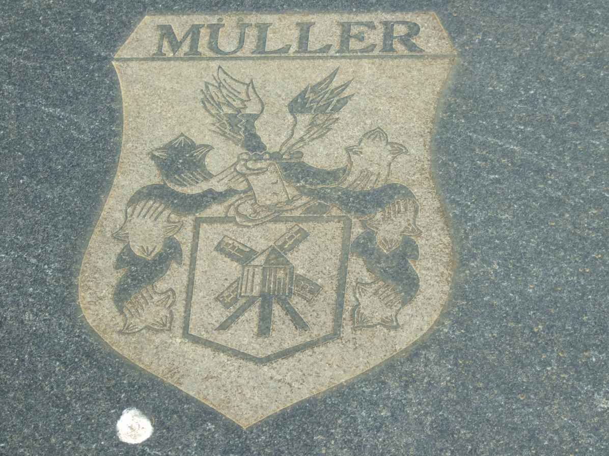 MÜLLER Familiewapen