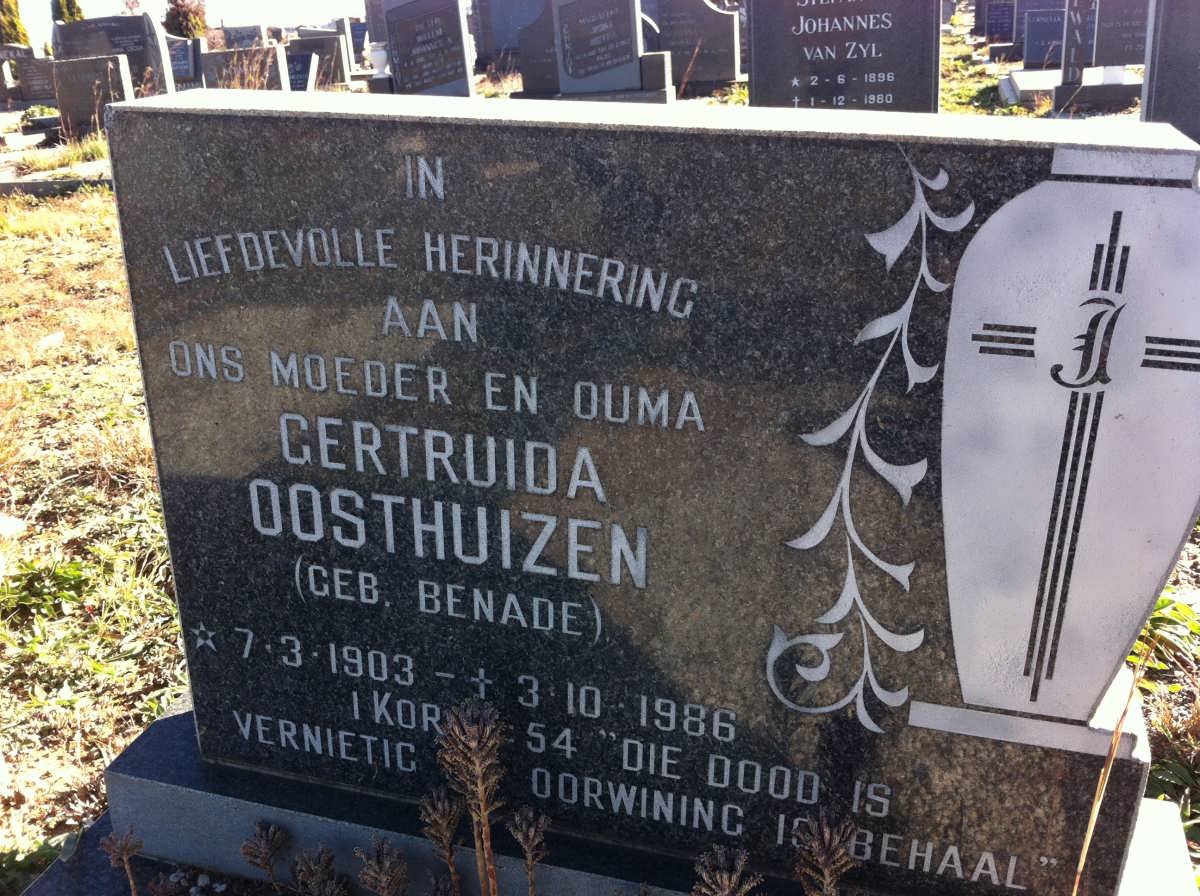 OOSTHUIZEN Gertruida nee BENADE 1903-1986
