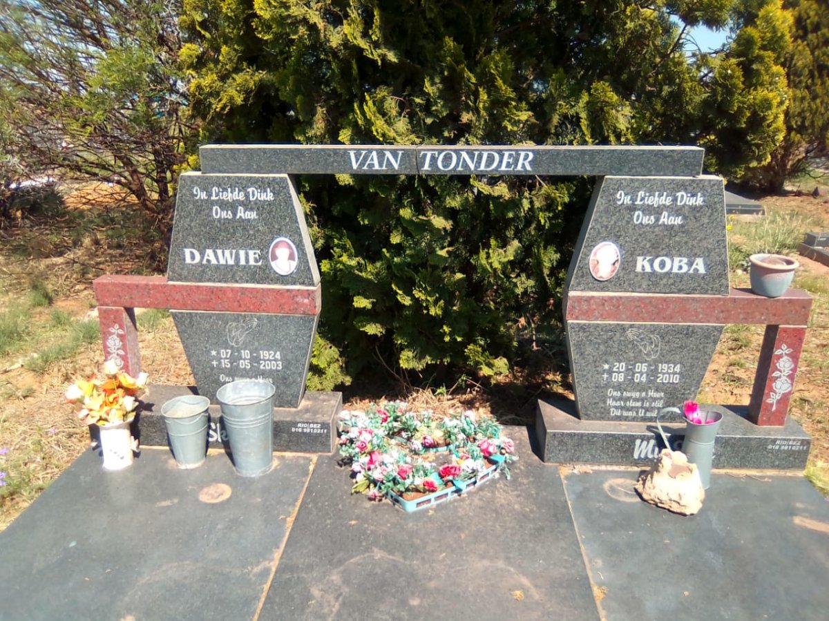 TONDER Dawie, van 1924-2003 &amp; Koba 1934-2010