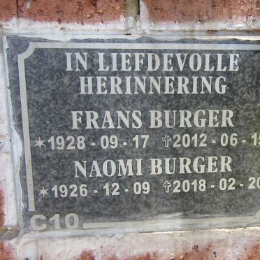 BURGER Frans 1928-2012 & Naomi 1926-2018