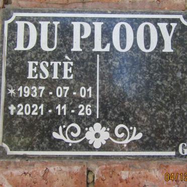 PLOOY Este, du 1937-2021