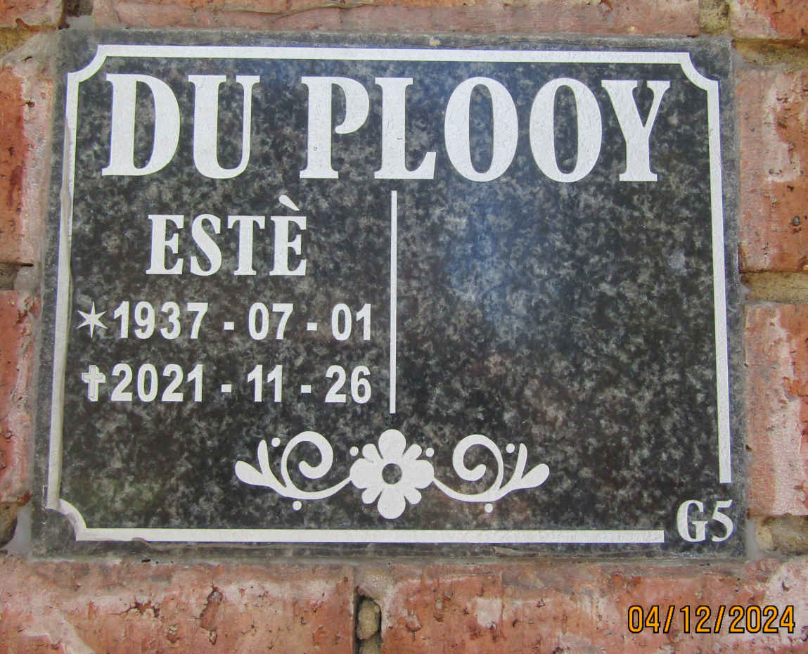 PLOOY Este, du 1937-2021
